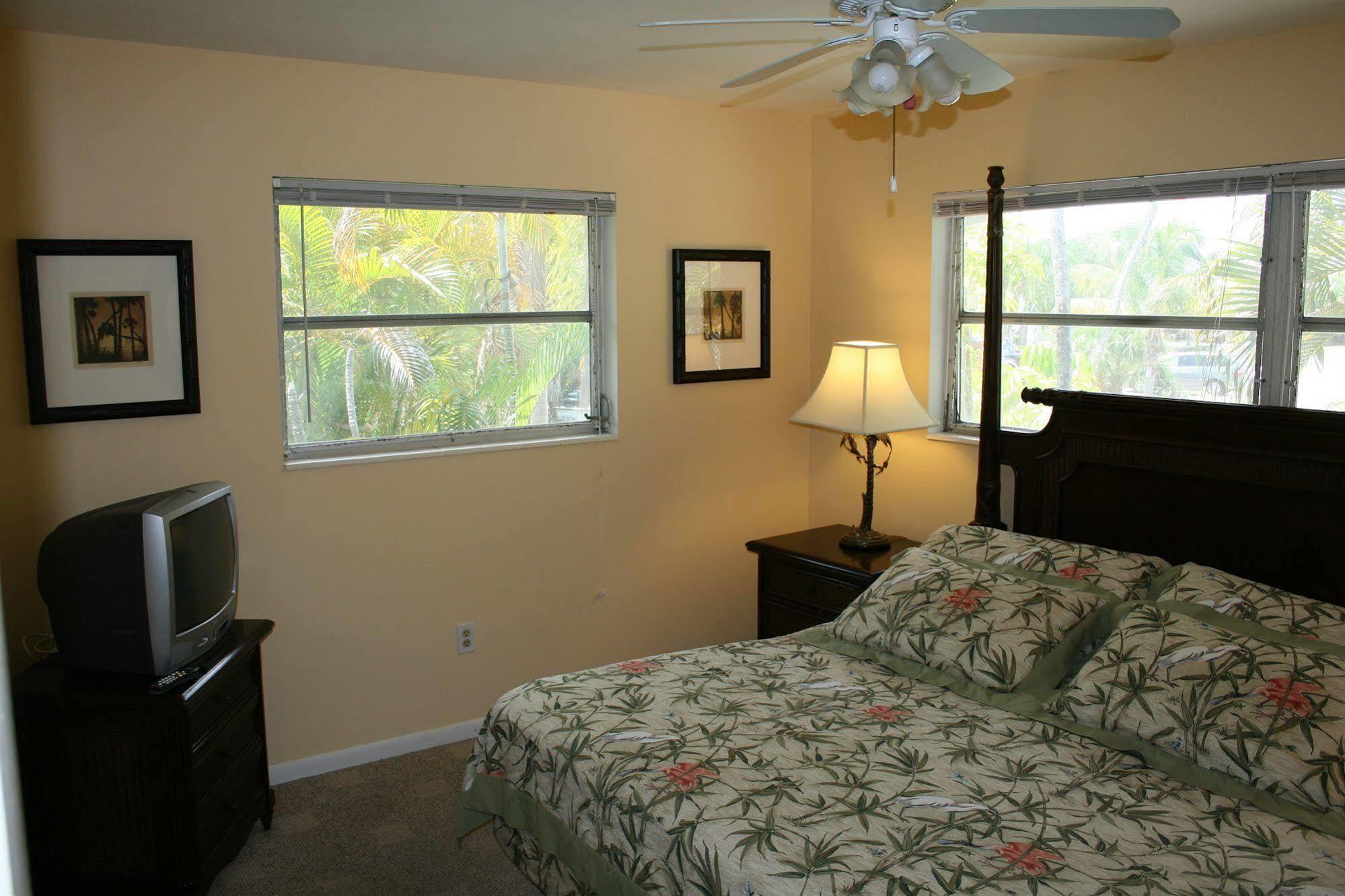 Hidden Harbor Suites Fort Myers Beach Dış mekan fotoğraf